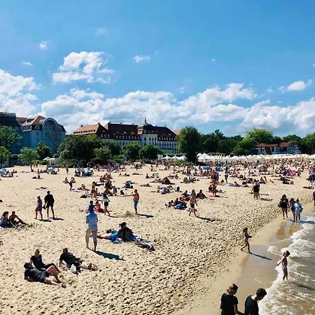 Апартаменти Seaview Apartament Z Balkonem I Widokiem Na Morze - Praia Сопот